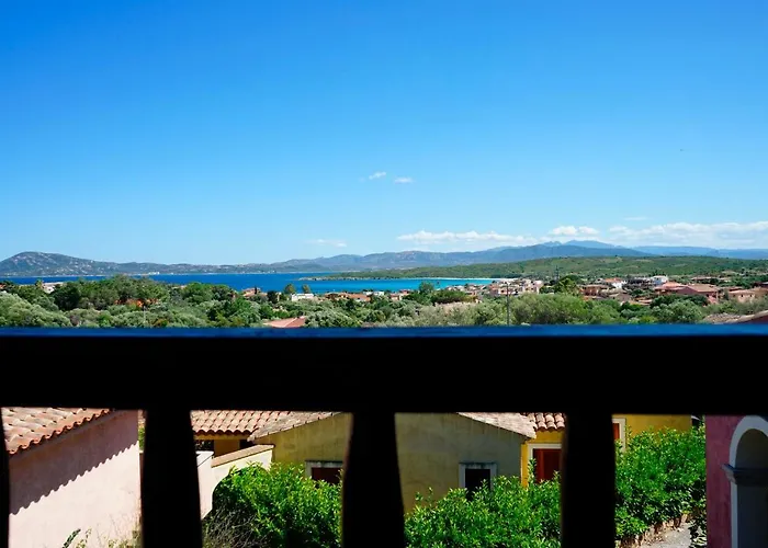 Homey Experience - Terrace Sea View Apartamento Olbia